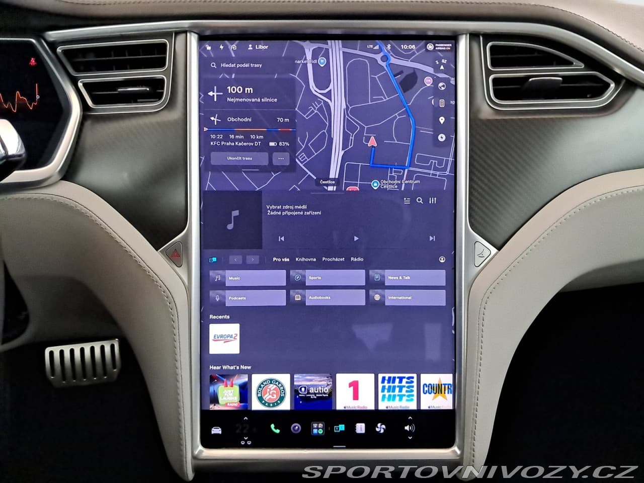 2014 Tesla MODEL S - 12
