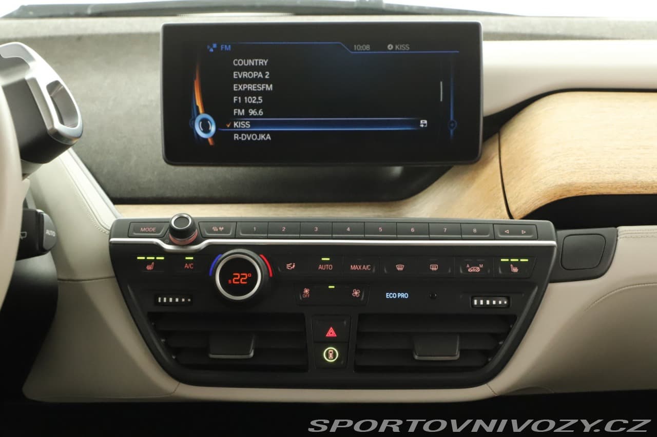 2014 BMW i3 - 12