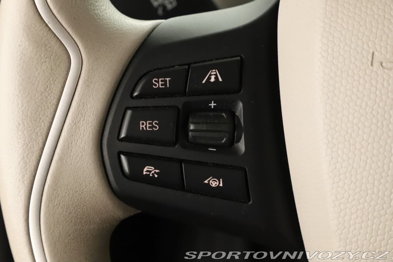 2014 BMW i3 - 17