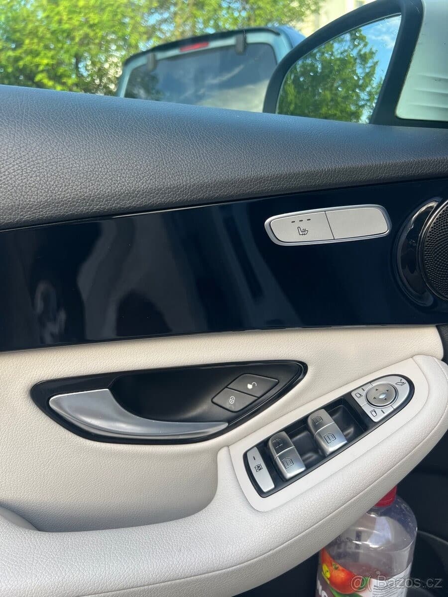 2016 Mercedes-Benz C-CLASS - 12