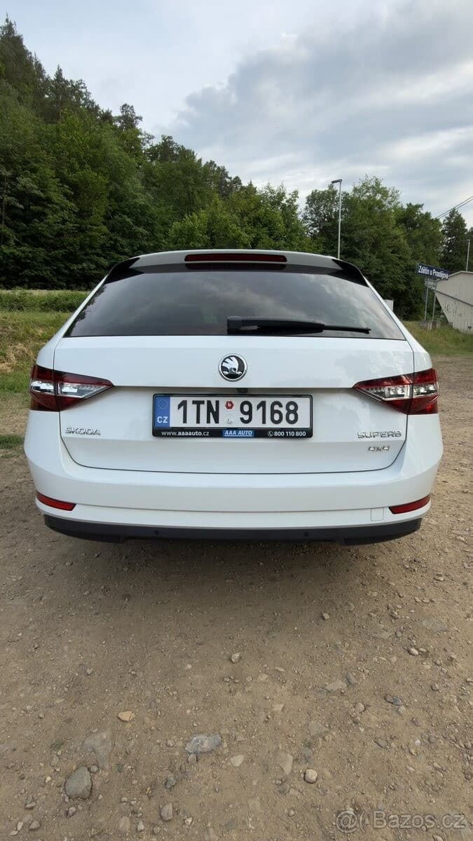 2019 Škoda SUPERB - 8