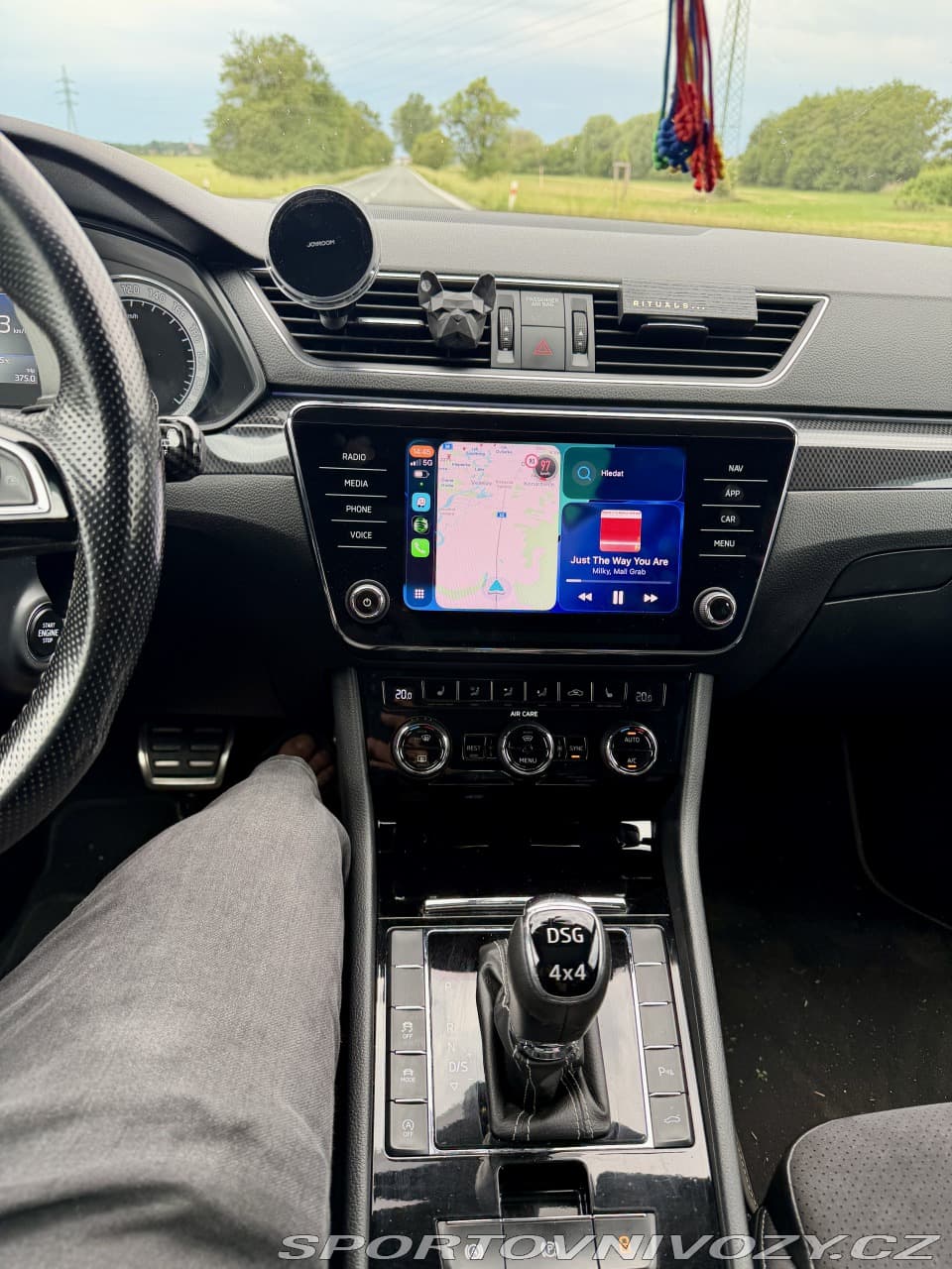 2017 Škoda SUPERB - 8
