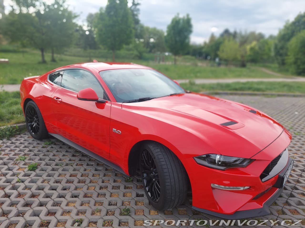 2020 Ford MUSTANG - 3