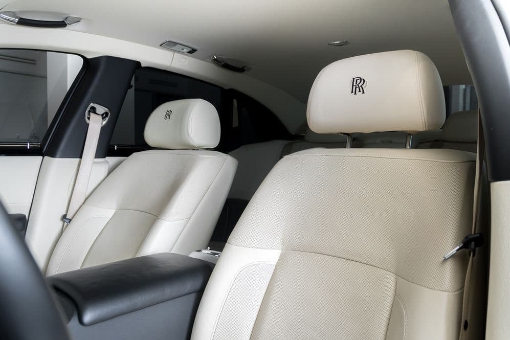 2011 Rolls-Royce GHOST - 17