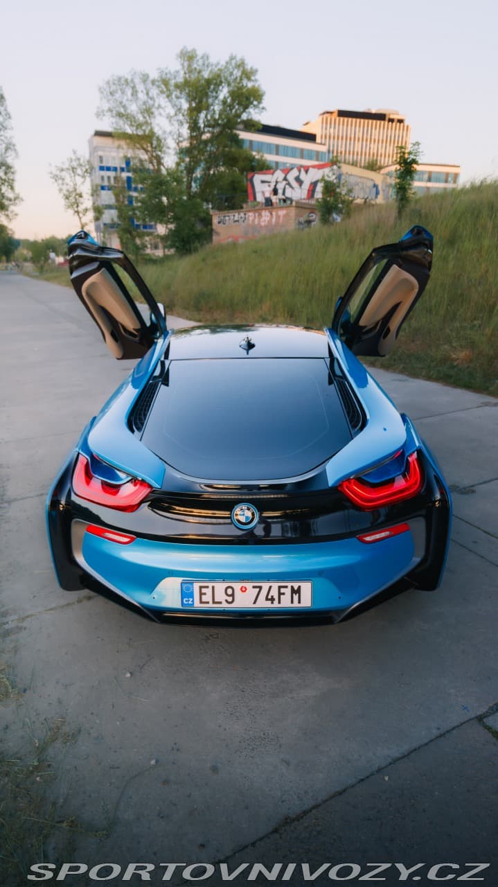 BMW i8 - 12
