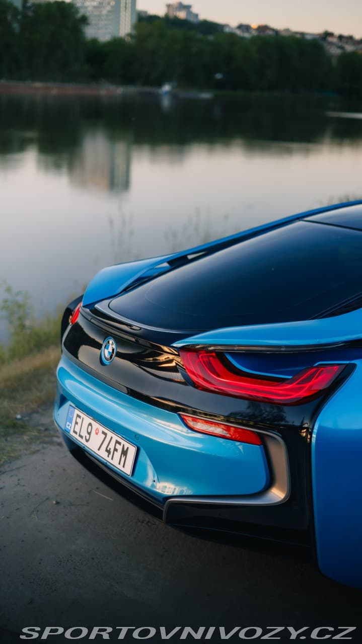 BMW i8 - 16