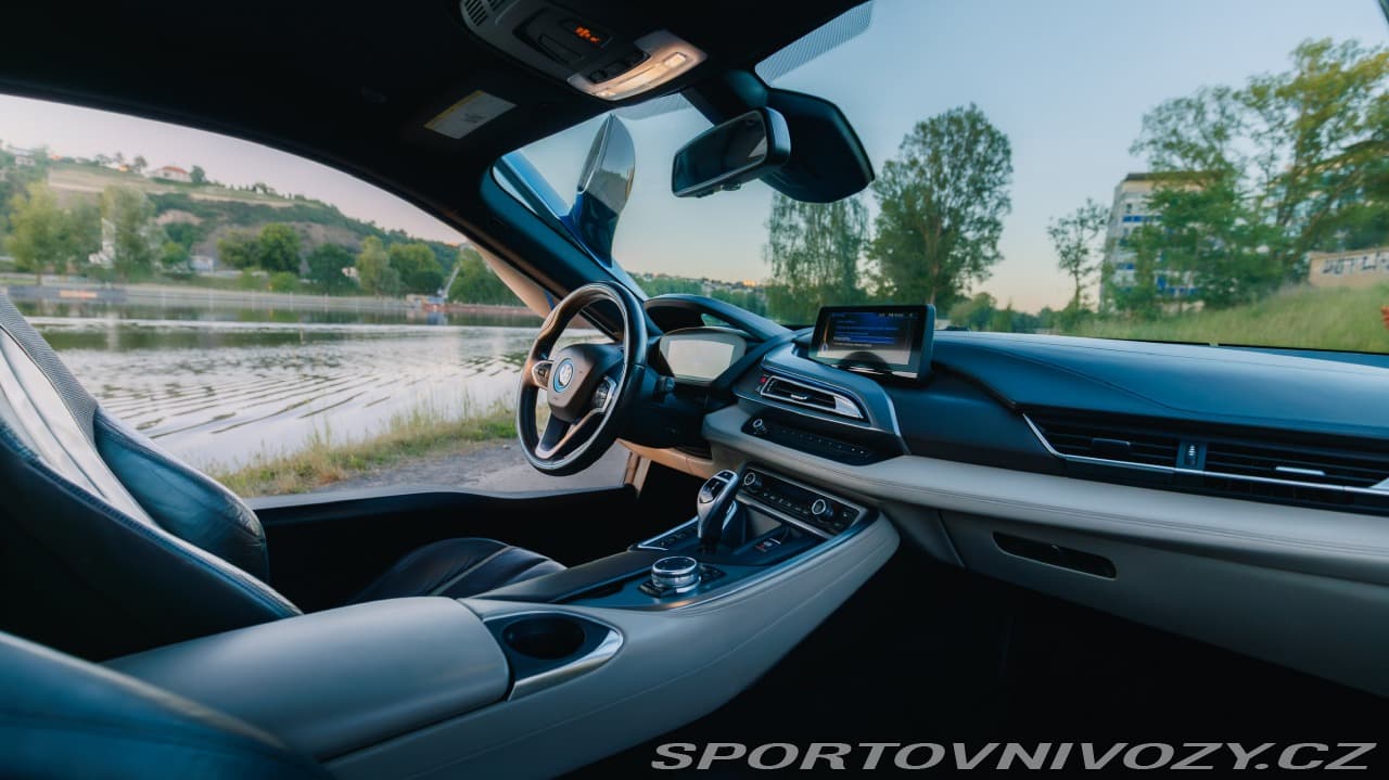 BMW i8 - 6