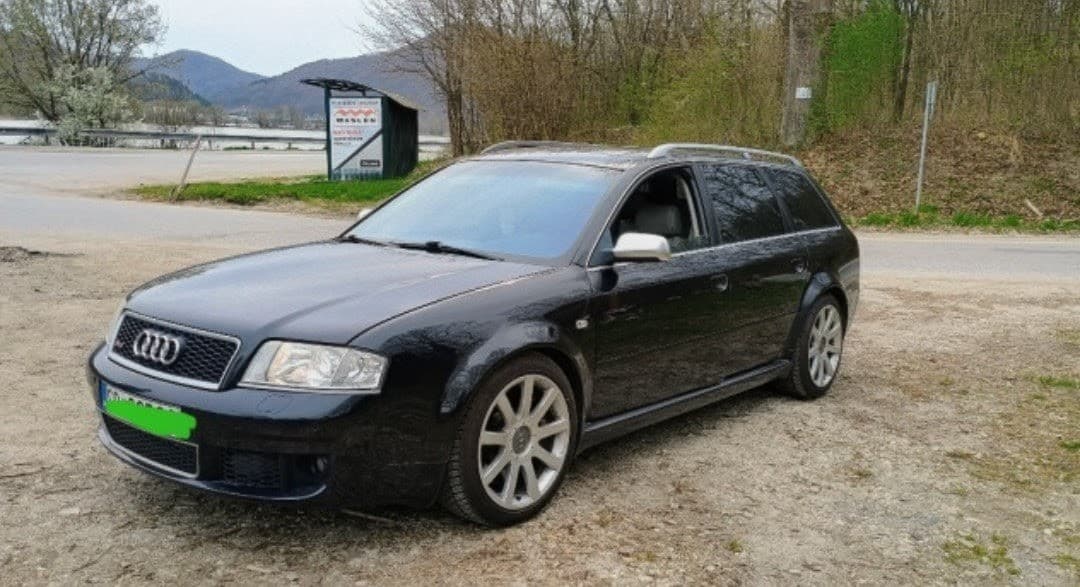 2002 Audi RS6 - 9