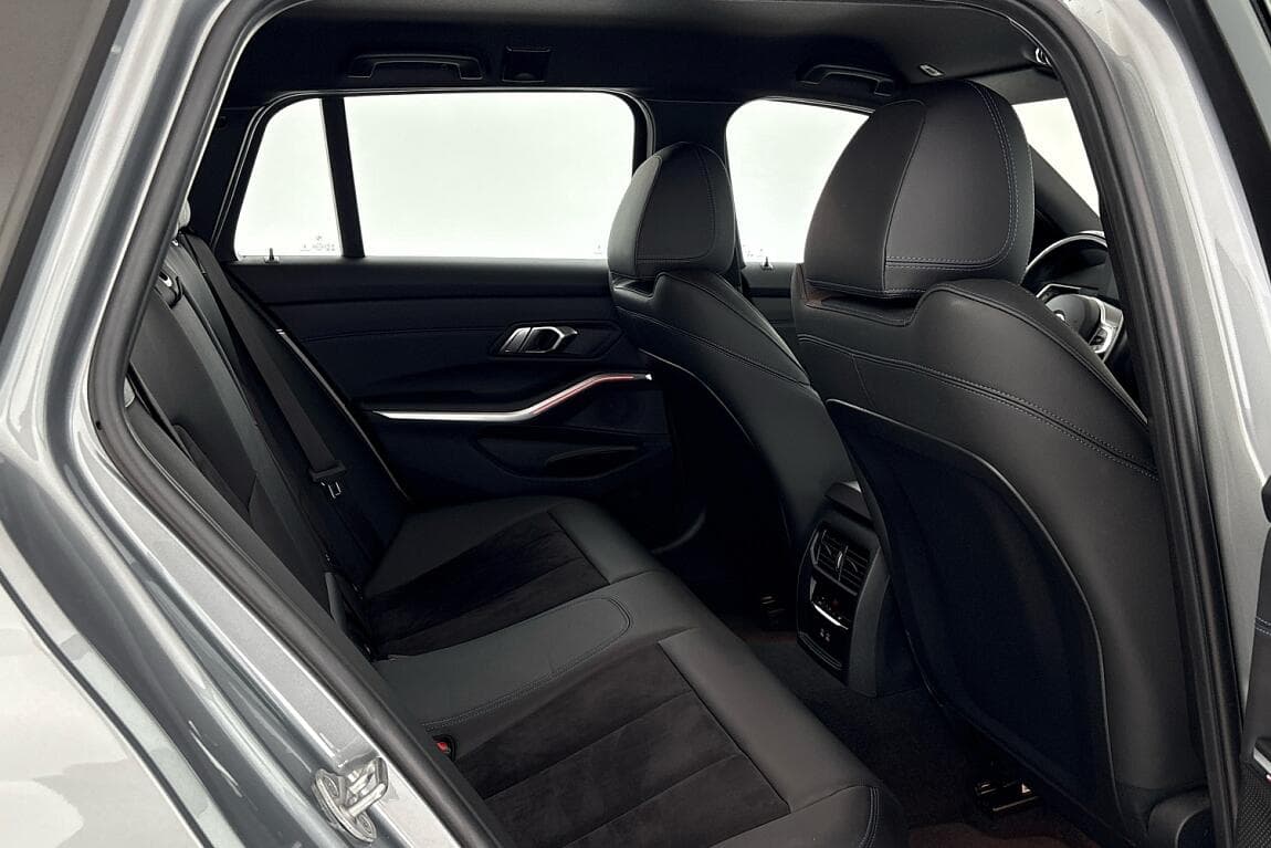 2023 BMW 3-SERIES - 23
