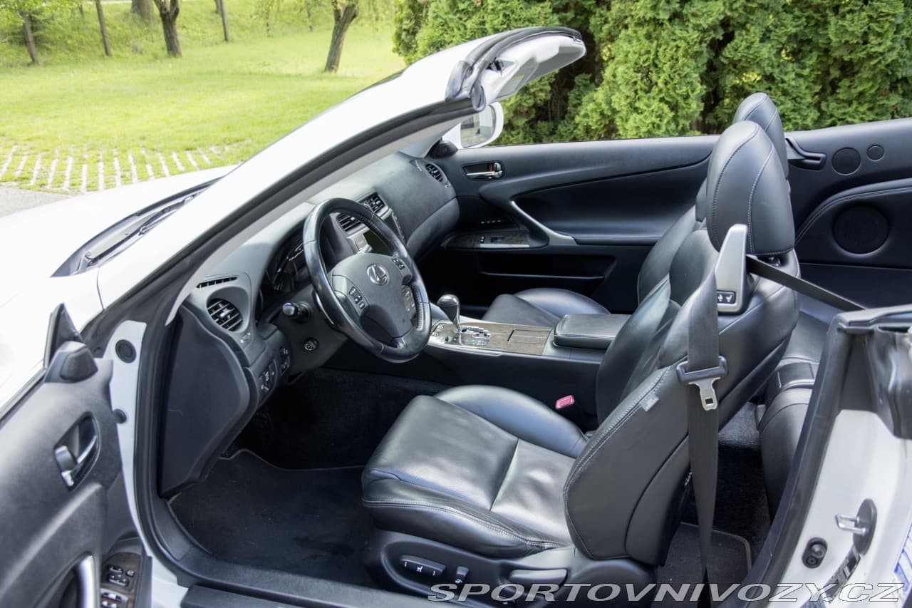 2009 Lexus IS - 3