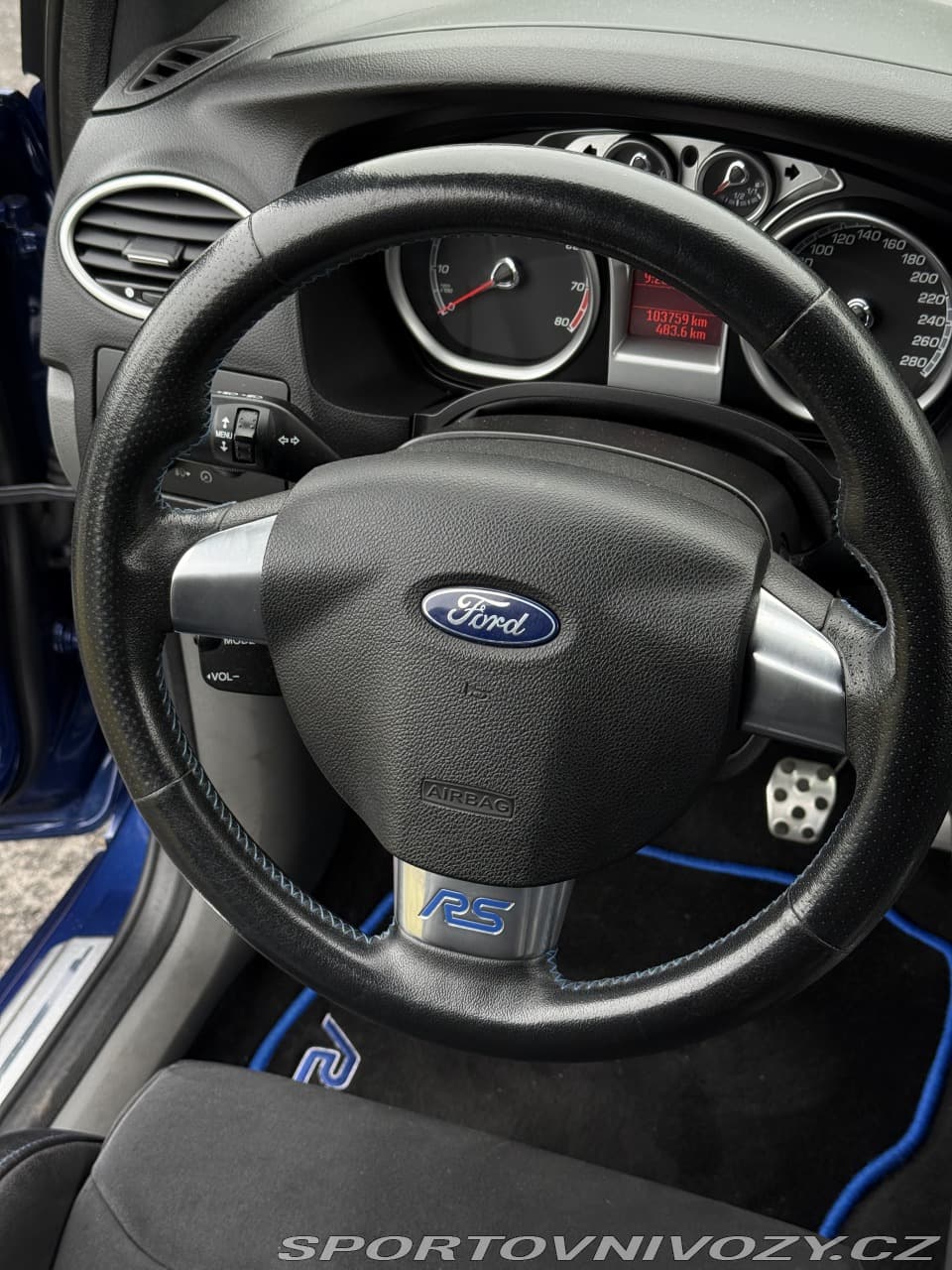 2011 Ford FOCUS - 12