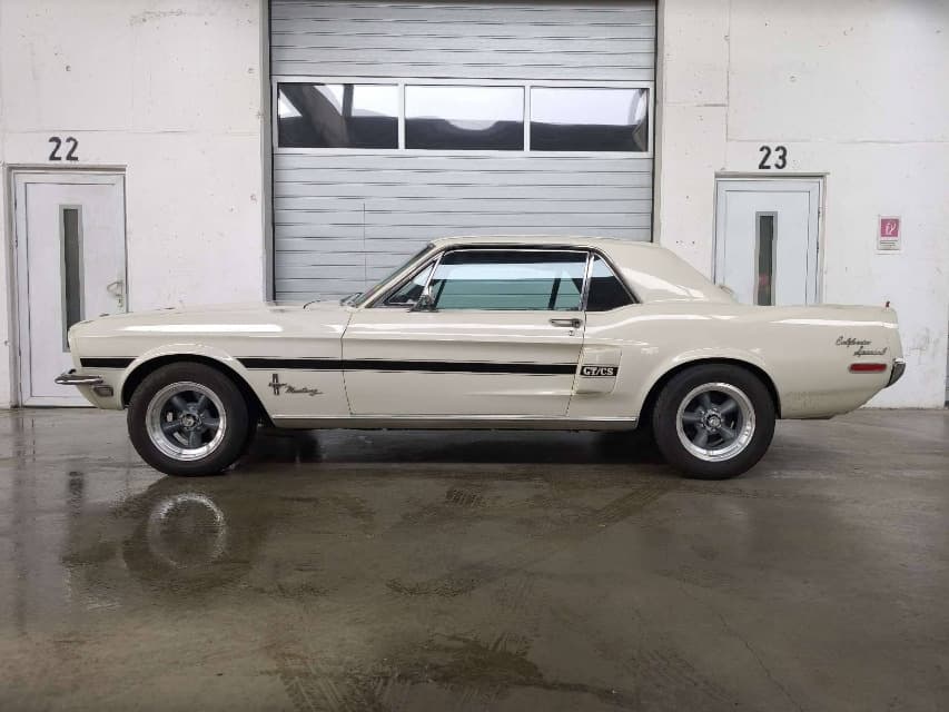1968 Ford MUSTANG - 11