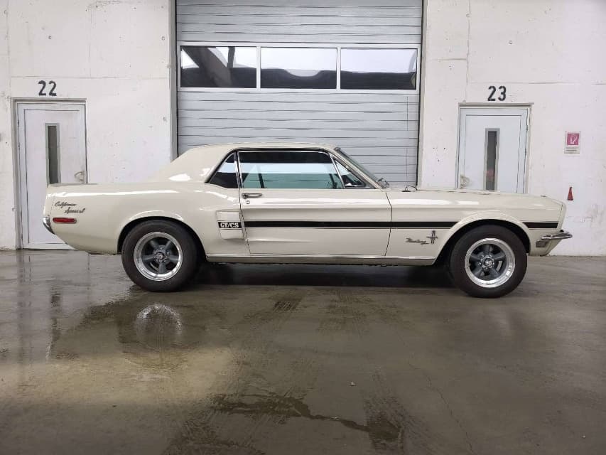 1968 Ford MUSTANG - 13