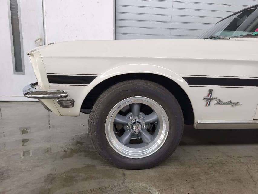 1968 Ford MUSTANG - 15
