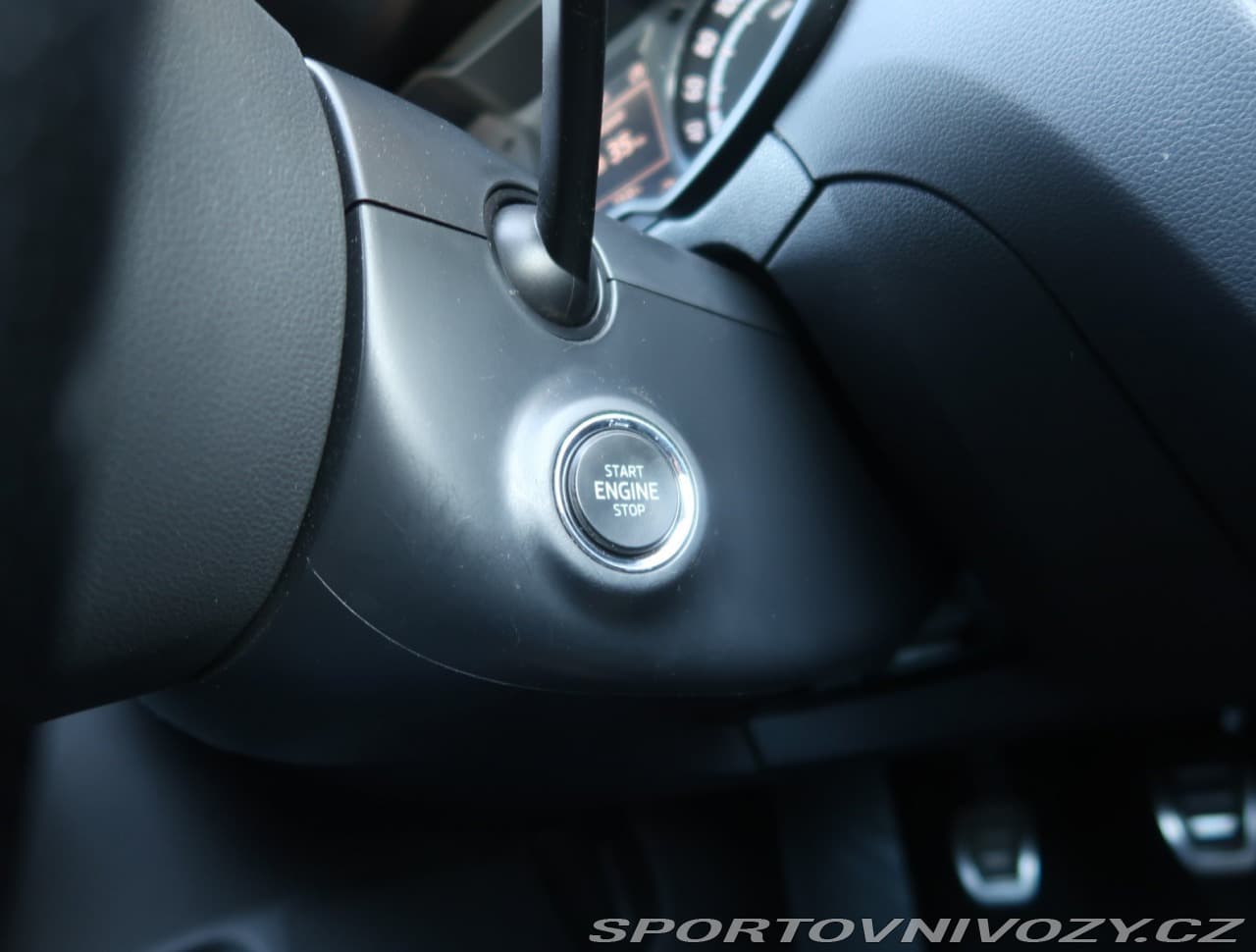 2014 Škoda OCTAVIA - 18