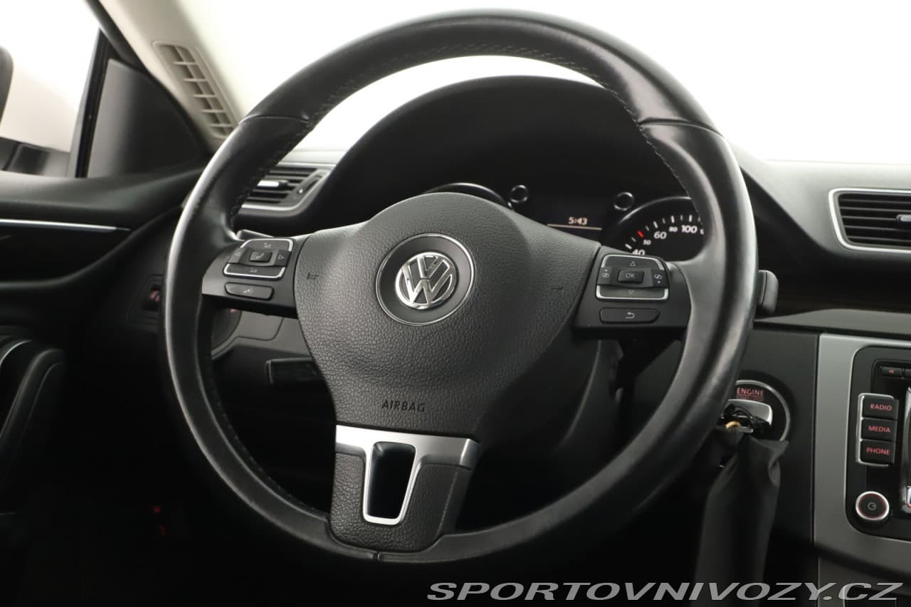 2012 Volkswagen CC - 11