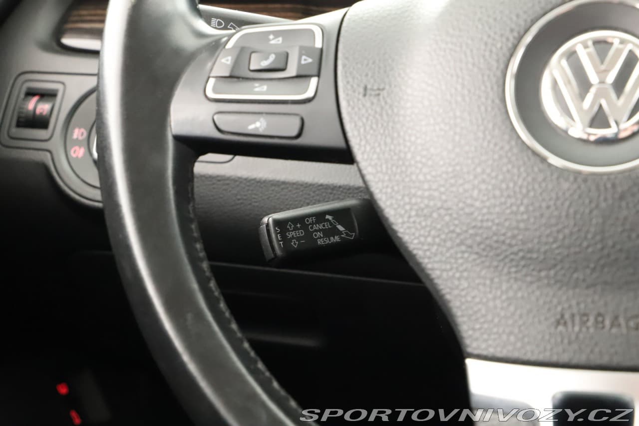 2012 Volkswagen CC - 12
