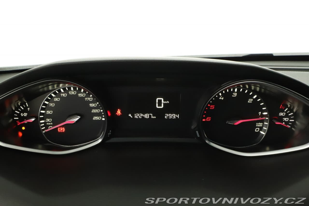 2016 Peugeot 308 - 9