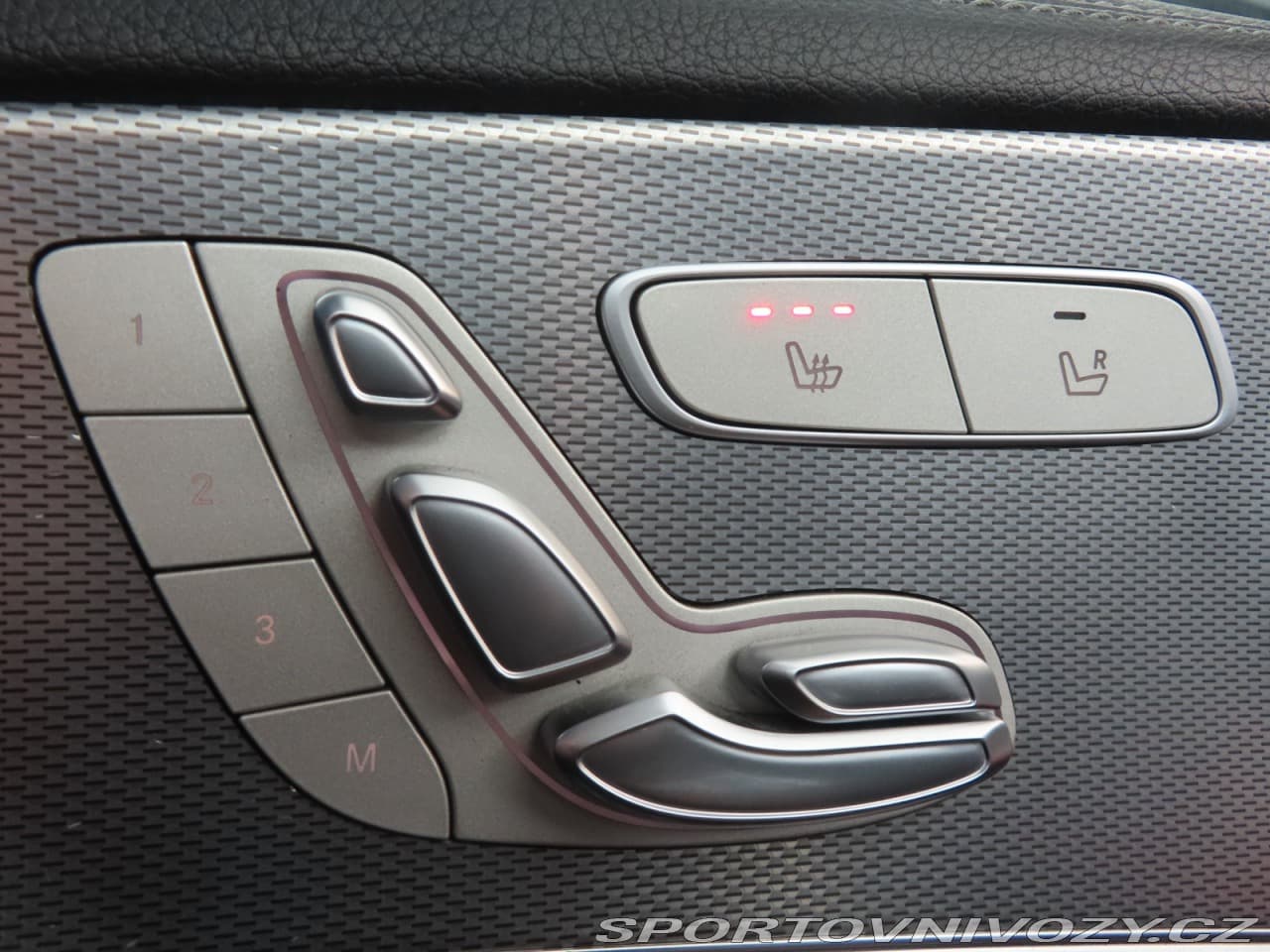 2019 Mercedes-Benz E-CLASS - 48