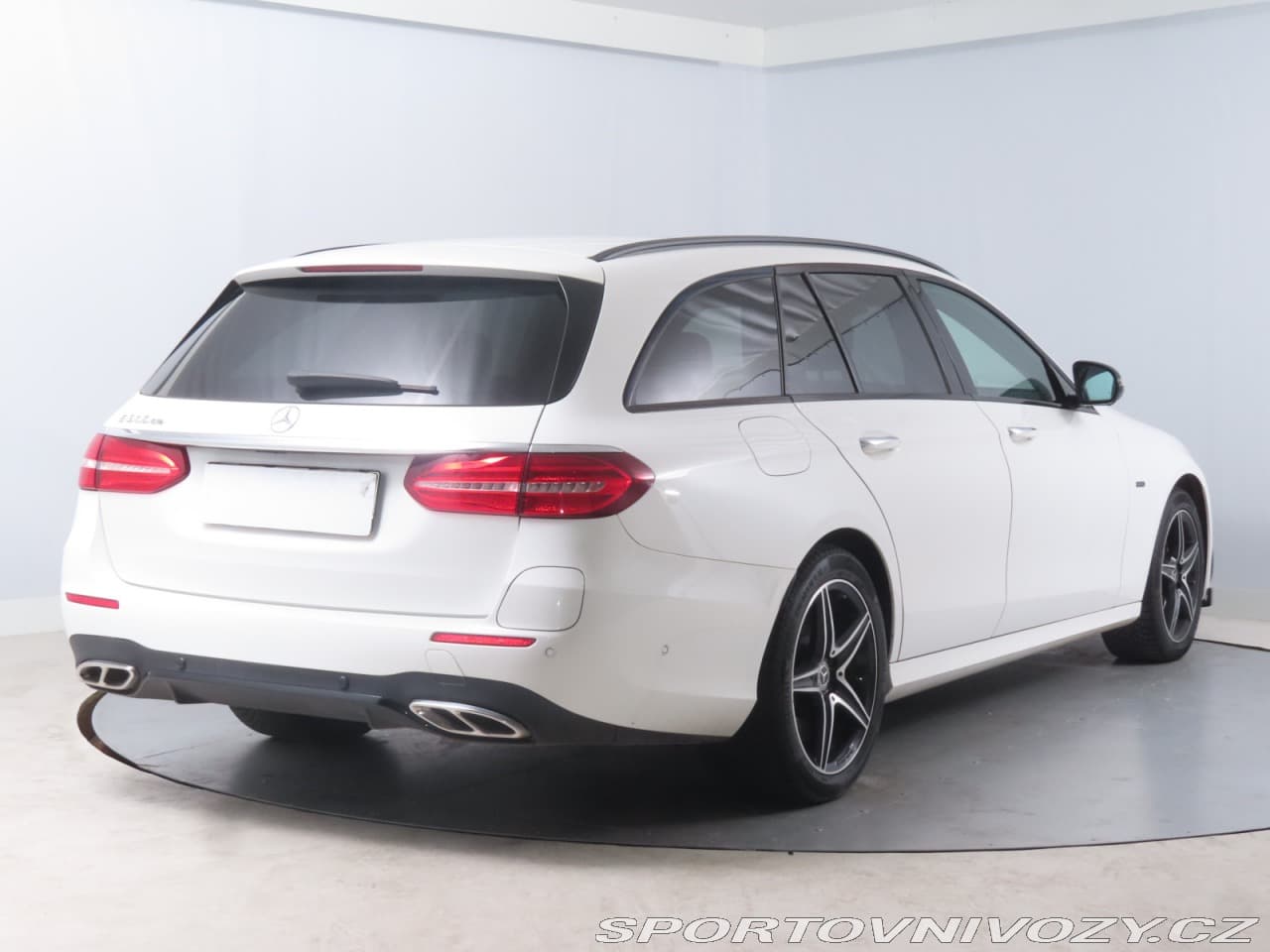 2019 Mercedes-Benz E-CLASS - 6