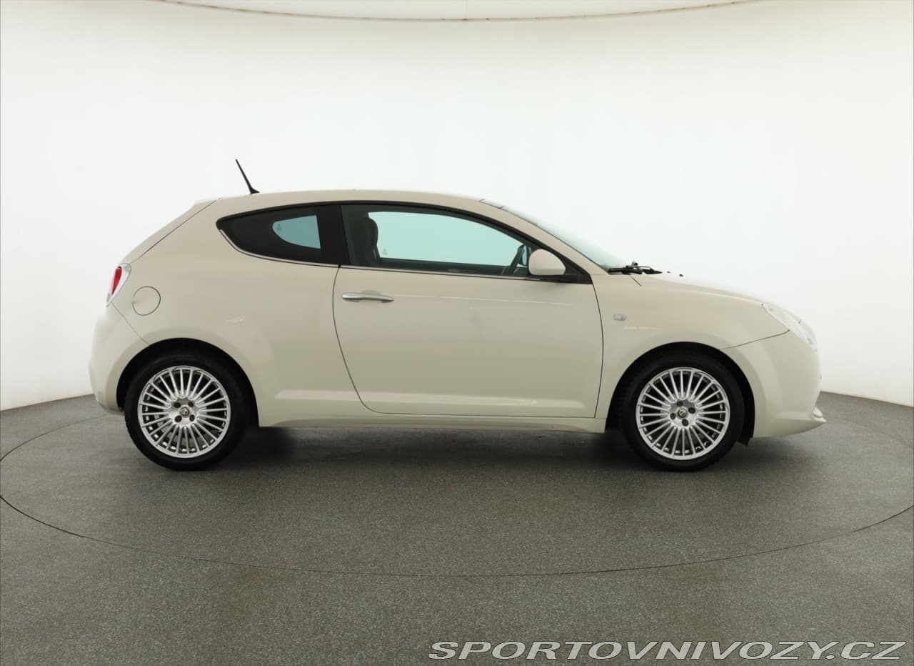 2009 Alfa Romeo MITO - 21