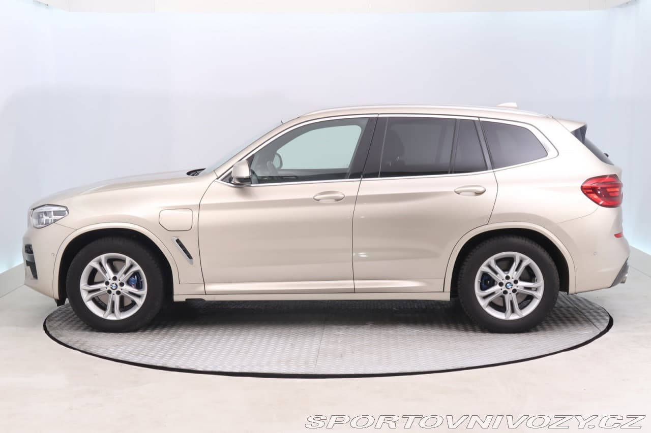 2021 BMW X3 - 9