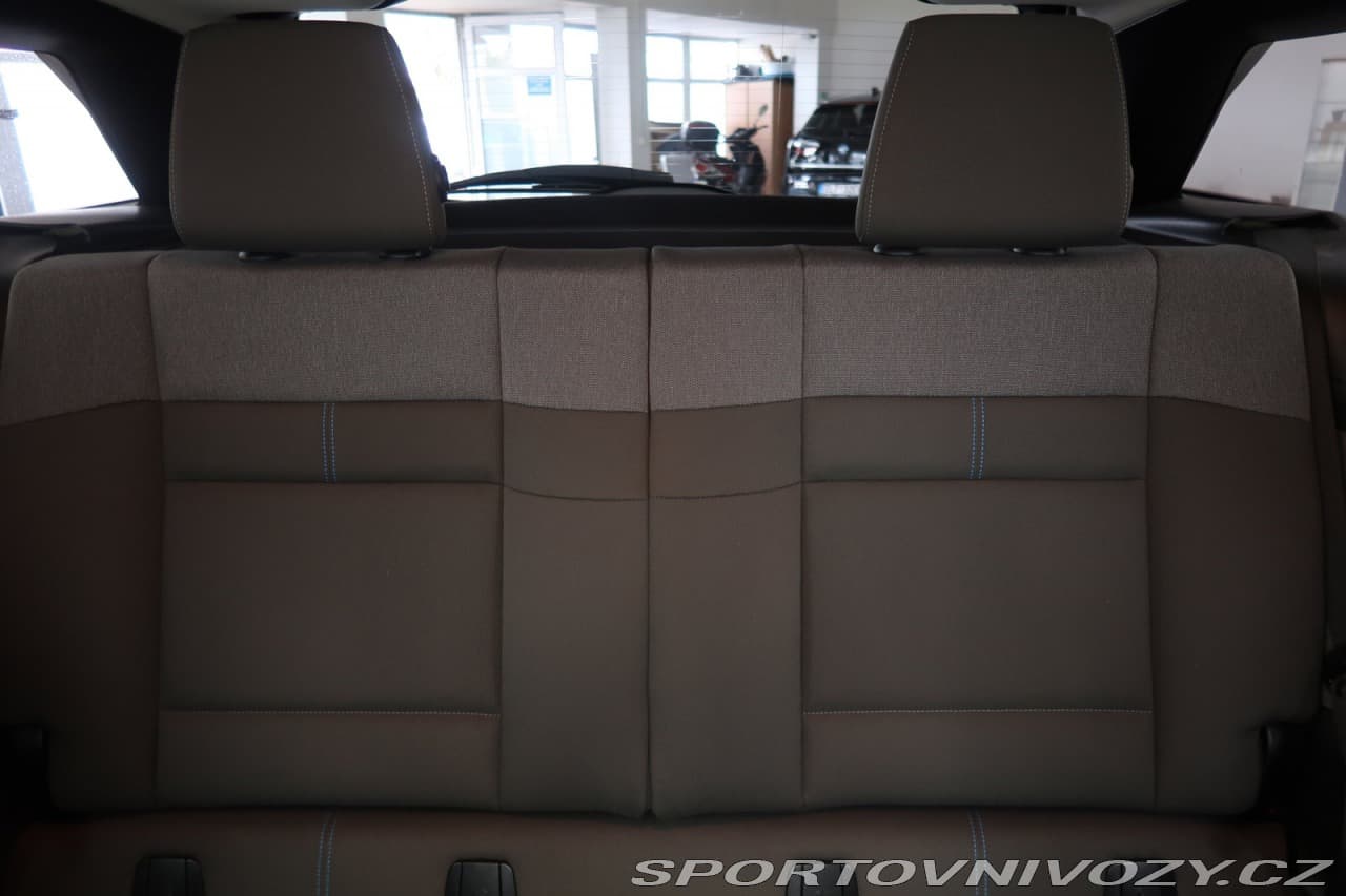 2020 BMW i3 - 37