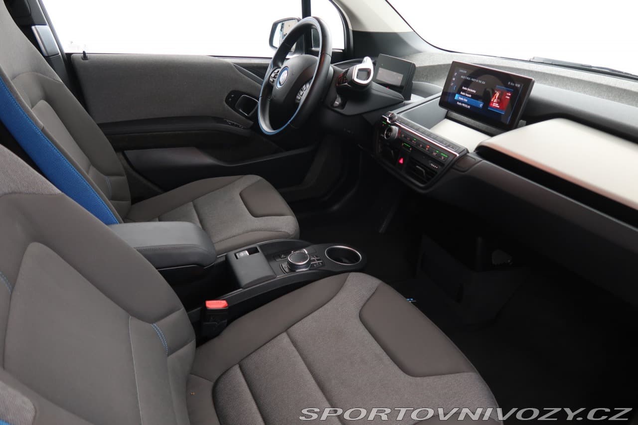 2020 BMW i3 - 33