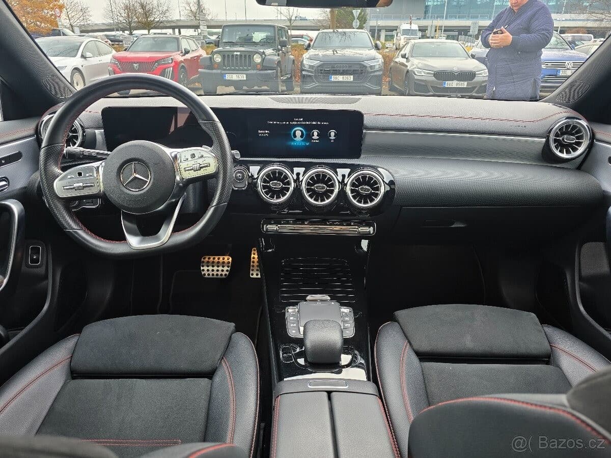 2022 Mercedes-Benz CLA - 40