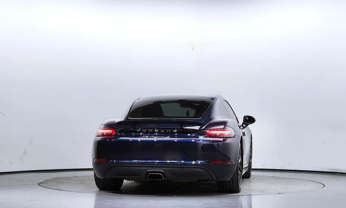 2017 Porsche CAYMAN - 10