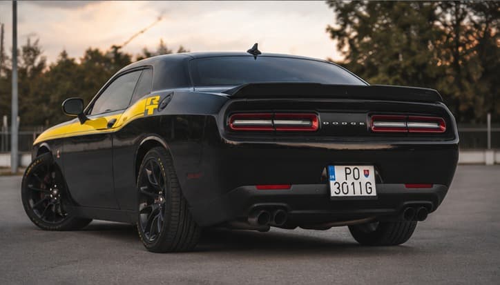 2021 Dodge CHALLENGER - 7