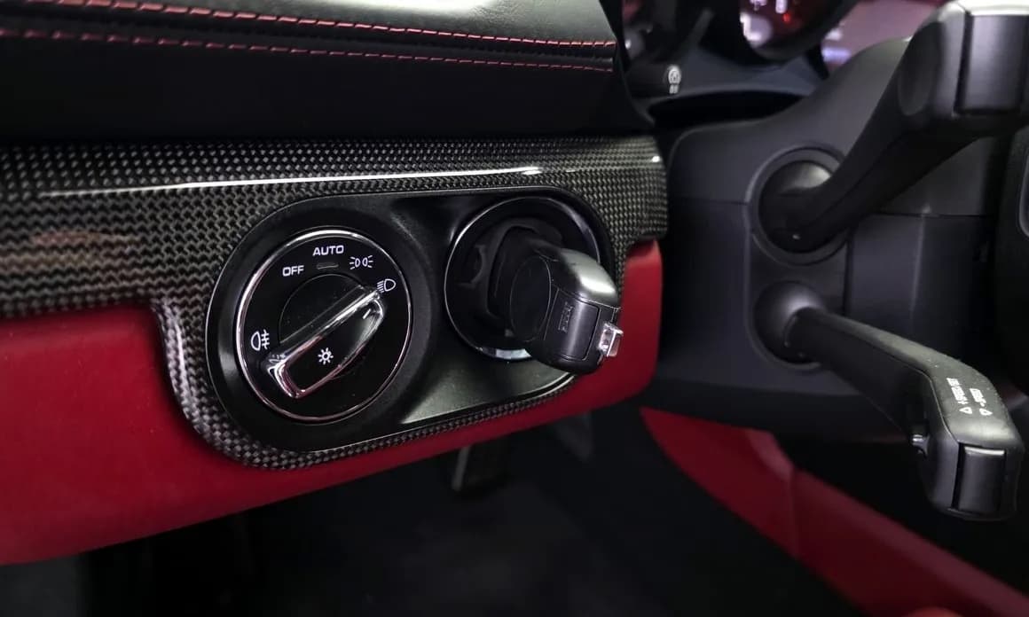2019 Porsche CAYMAN - 35