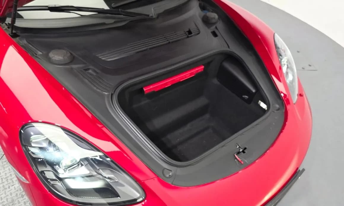 2019 Porsche CAYMAN - 11