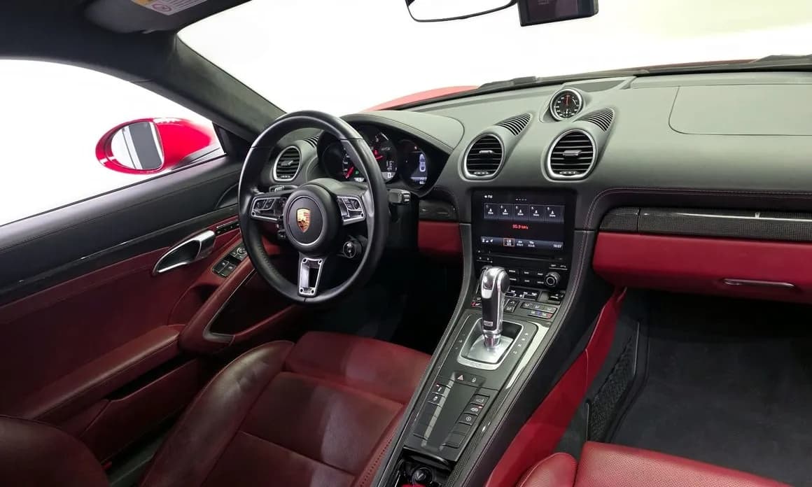 2019 Porsche CAYMAN - 13