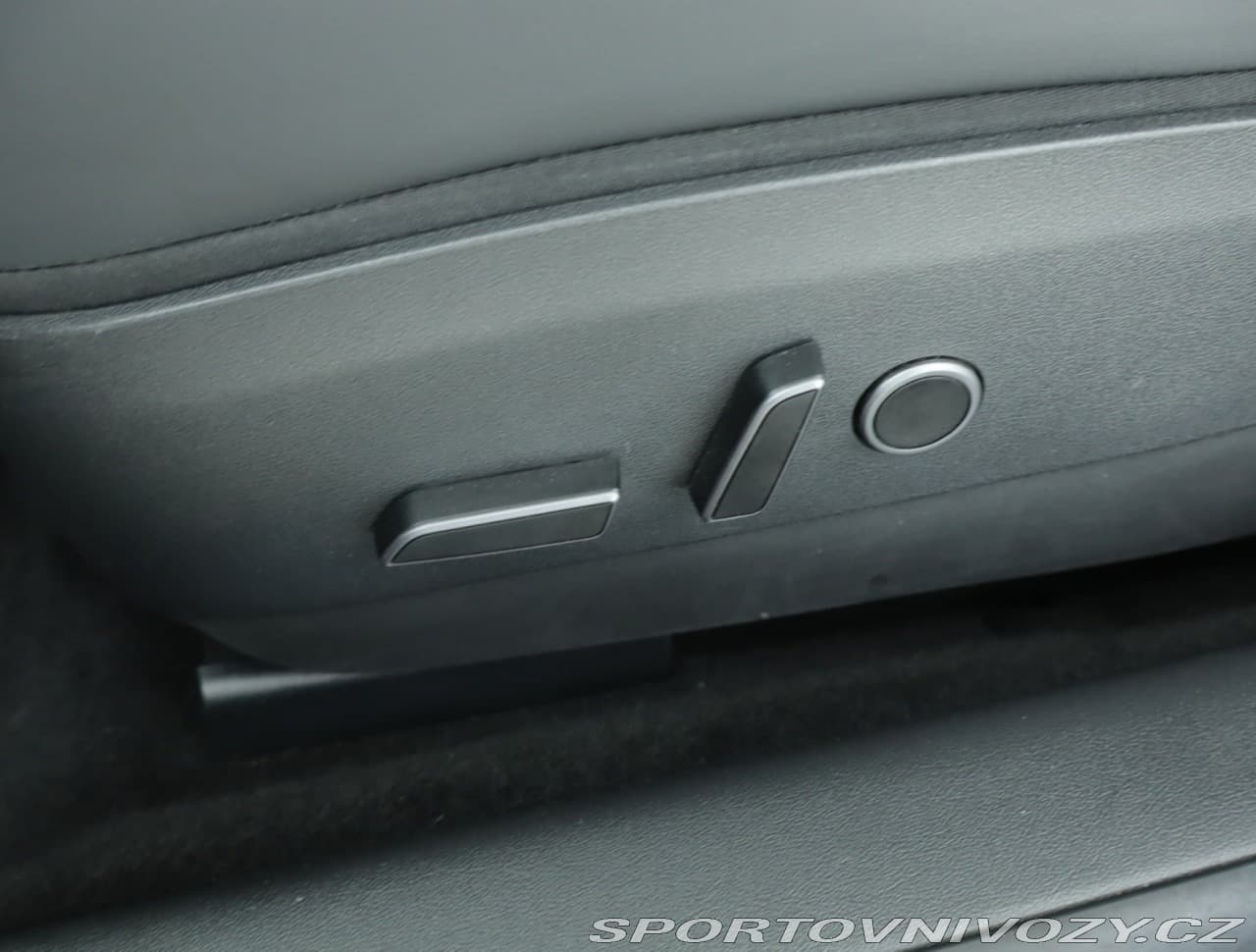 2022 Tesla MODEL 3 - 44