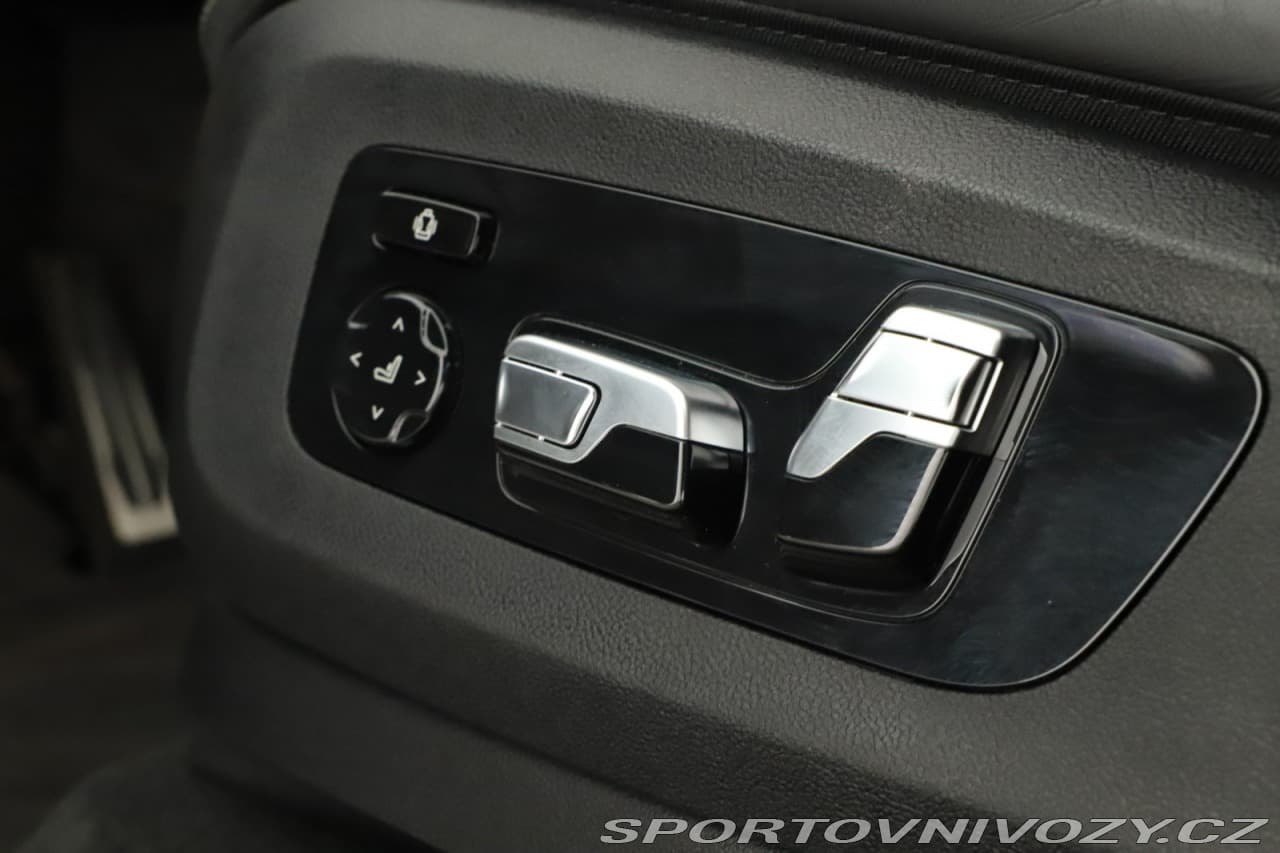 2024 BMW X7 - 12