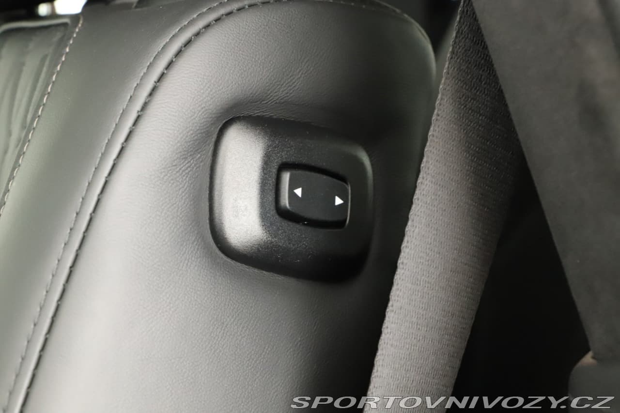 2024 BMW X7 - 16