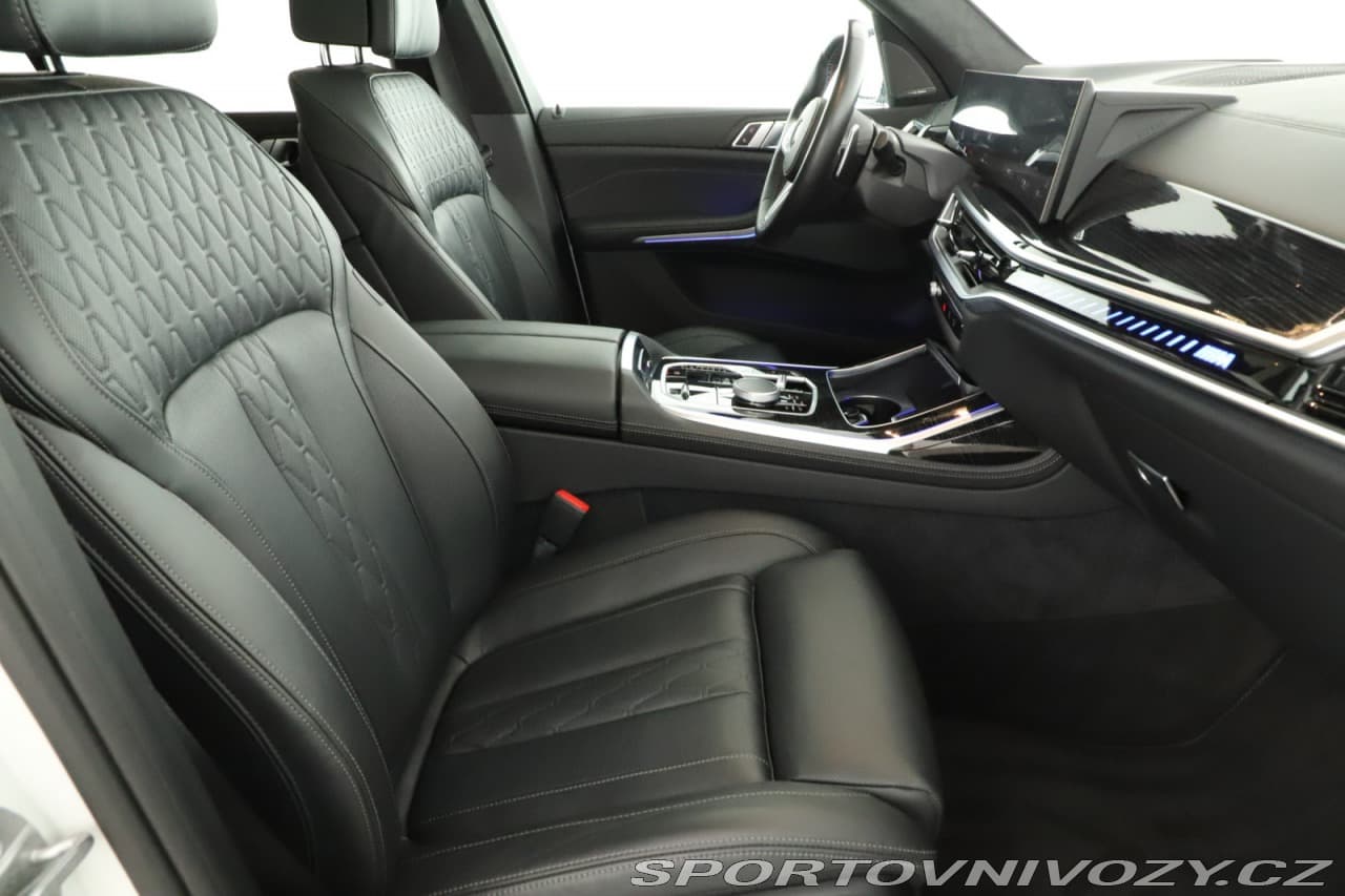 2024 BMW X7 - 20