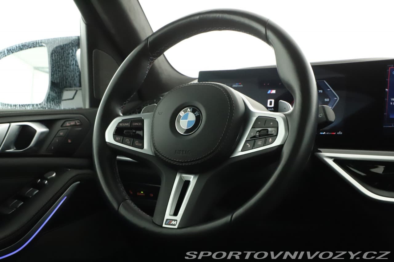 2024 BMW X7 - 8