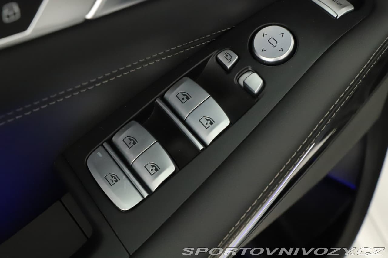 2024 BMW X7 - 9