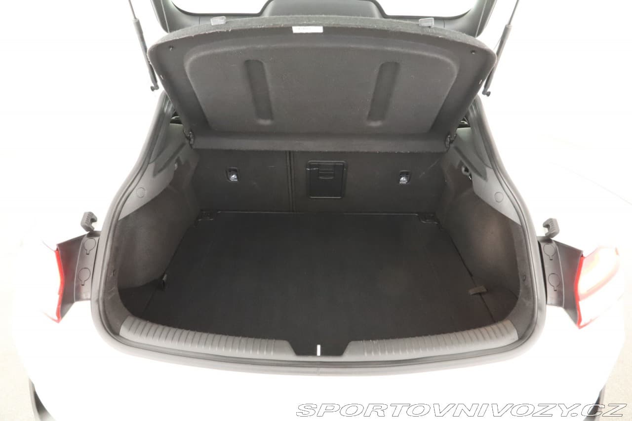 2021 Hyundai i30 - 38