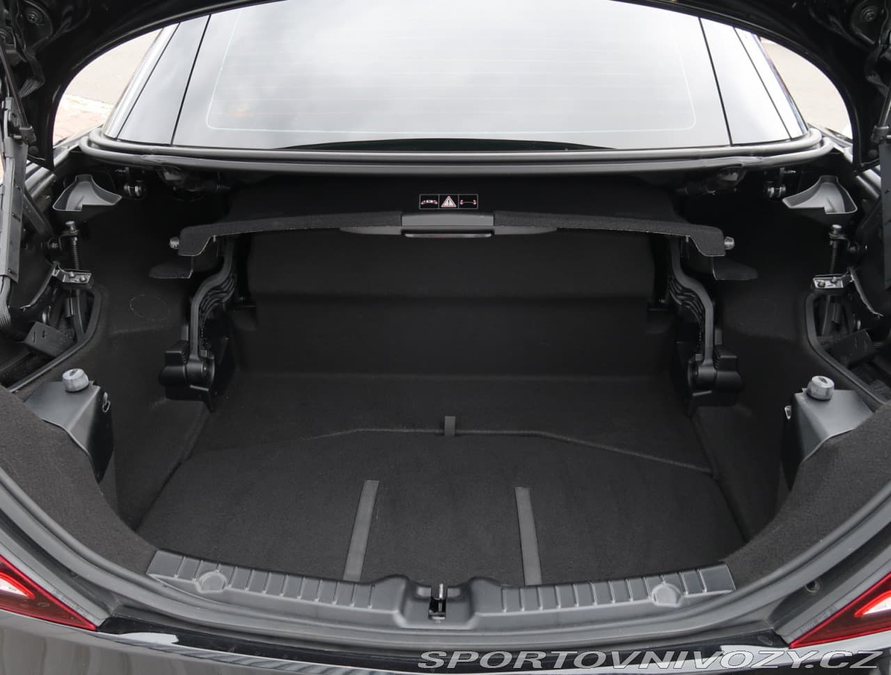 2019 Mercedes-Benz SLC - 25