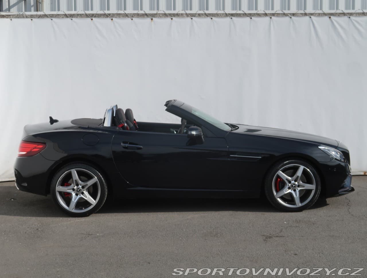 2019 Mercedes-Benz SLC - 11