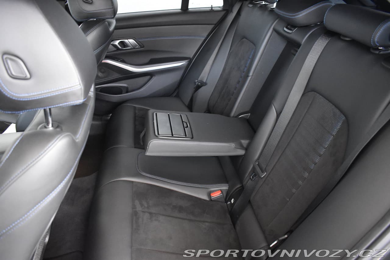 2020 BMW 3-SERIES - 11