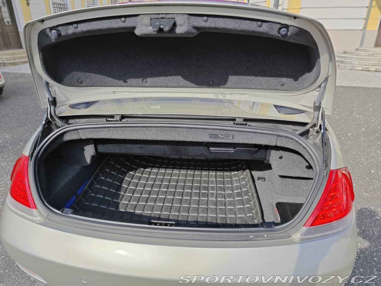2004 BMW 6-SERIES - 37