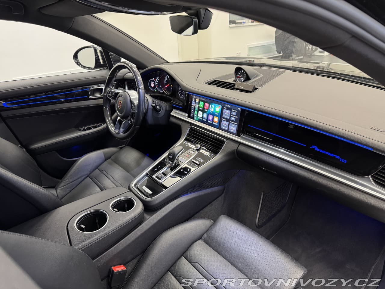 2018 Porsche PANAMERA - 8