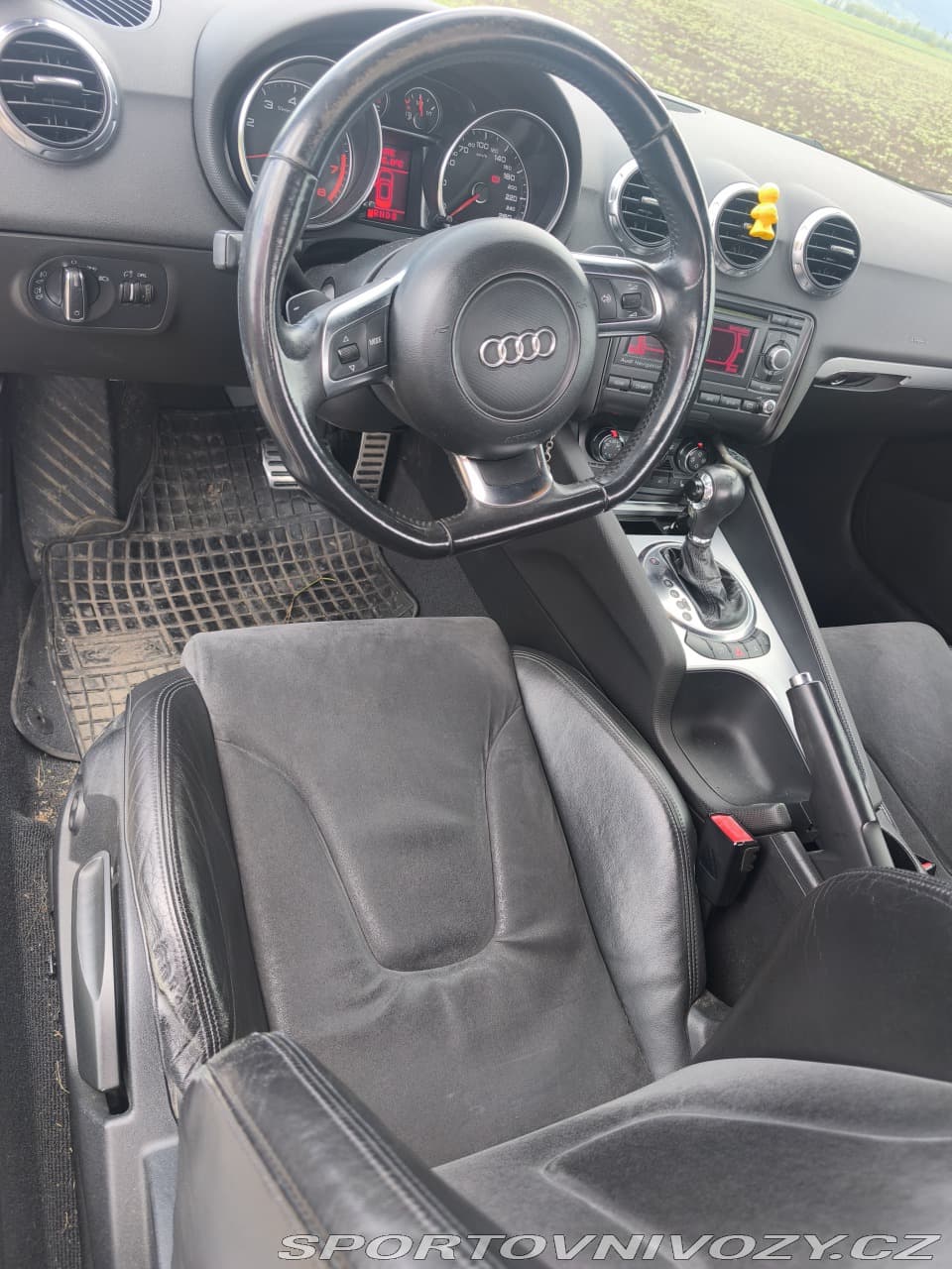 2009 Audi TT - 25