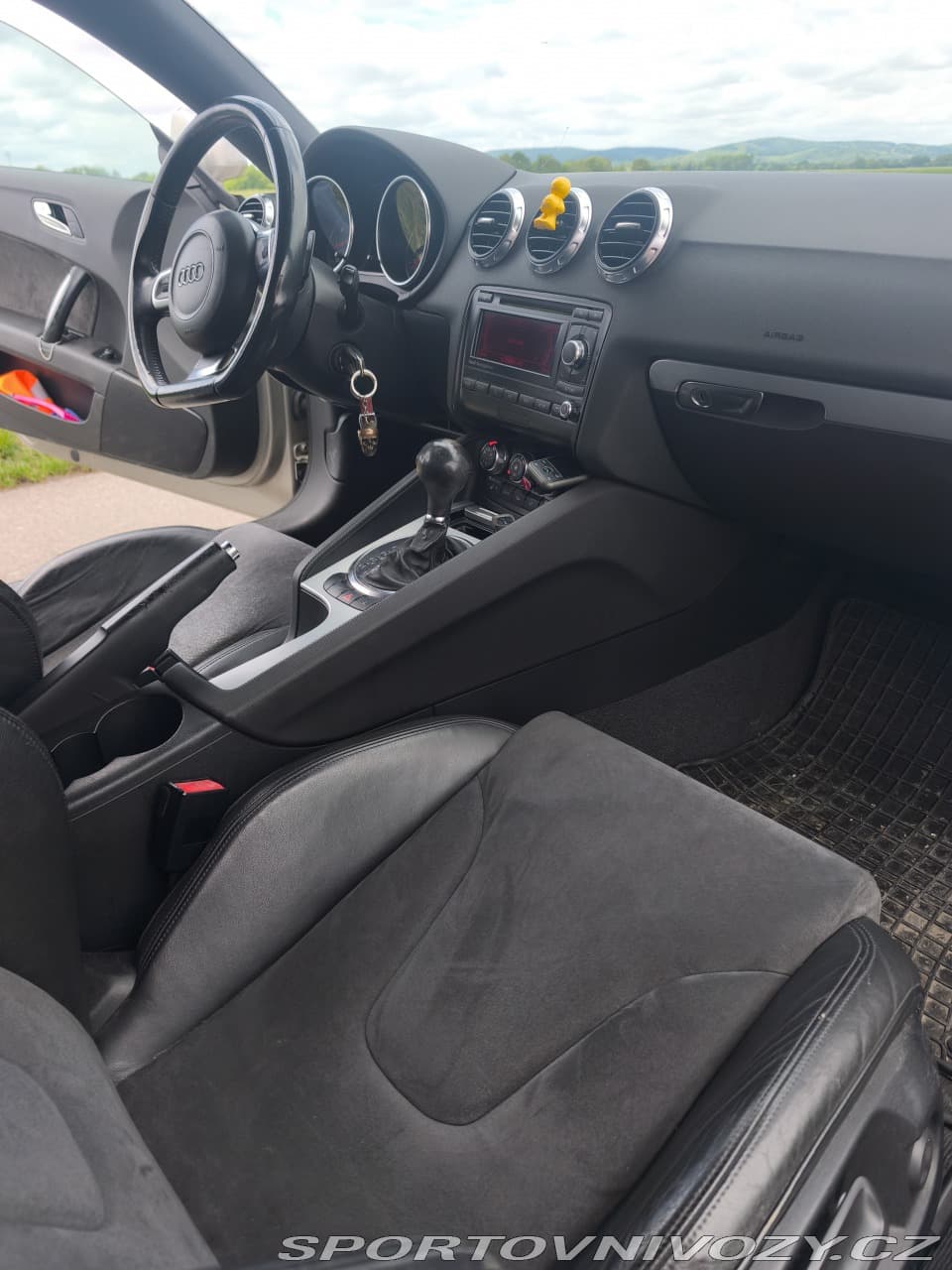 2009 Audi TT - 33