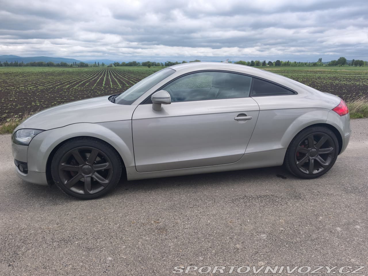 2009 Audi TT - 9