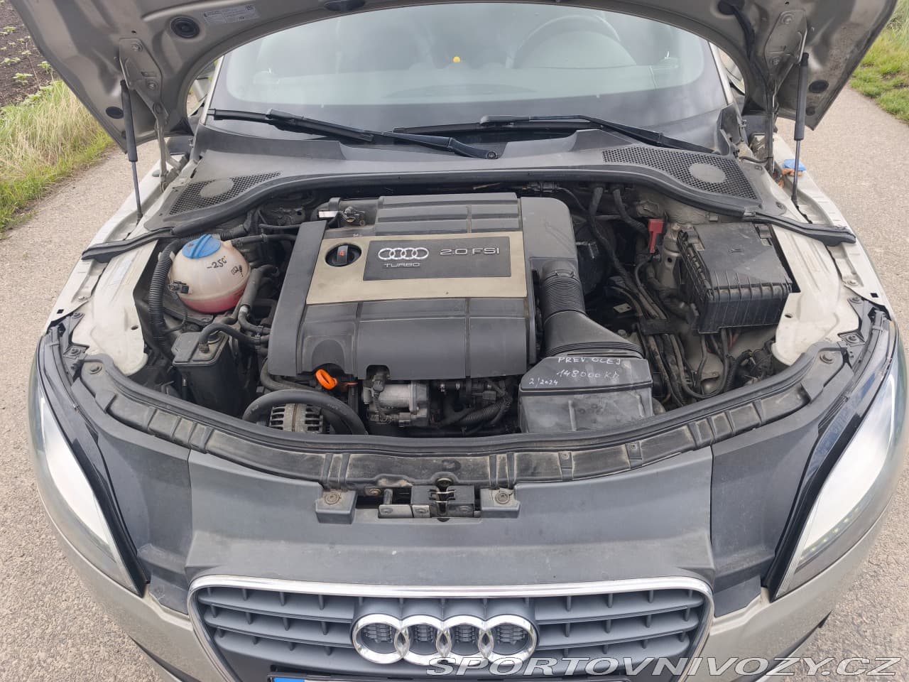 2009 Audi TT - 11